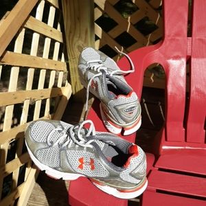 Women's Under Armour...orange and gray